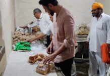 मास्टर शेफ रणवीर बरार पहुंचे आदर्श कारागार, बंदियों को दी जायकेदार खाना बनाने की टिप्स