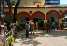 सीबीआई ने रेलवे के डिप्टी सीएमएम आलोक मिश्रा को रंगे हाथ गिरफ्तार किया