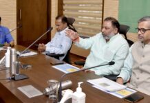 उ.प्र. के लोगों को आसान लाइसेसिंग सुविधा उपलब्ध कराना हमारा दायित्व: दयाशंकर सिंह