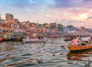यूपी में पर्यटकों के सैलाब की आहट…