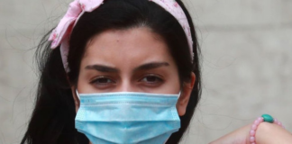 इस नए वायरस की चपेट में है दिल्ली, जहां देखो वहीं हर कोई छींक रहा, कफ सिरप और एंटी- एलर्जी दवाओं की बिक्री भी बढ़ी