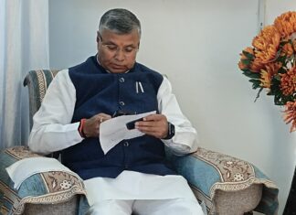 खबर का असर: मंत्री धर्मवीर प्रजापति की ‘सकारात्मक सोच’ में फंस गये ‘मोर्डिया’, पांचों होमगार्डों के साथ हुआ इंसाफ