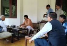 उत्तर प्रदेश की सियासत में नए गठबंधन की अटकलों ने पकड़ा जोर