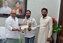 कांग्रेस में शामिल हुये ‘खांटी पत्रकार’ श्रीप्रकाश विश्वकर्मा