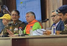 प्रमुख सचिव ने अपना आक्रामक तेवर: मिलाऊं एसडीएम को कॉल…मृतक आश्रित भर्ती में पैसा लेते हो…