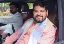 बार-बार चुनाव से विकास कार्य बाधित होते हैं: पूर्व सांसद बृजभूषण सिंह