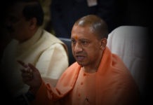 उत्तर प्रदेश में बड़े पैमाने पर आईएएस अधिकारियों का फेरबदल, हटाए गए पीएन सिंह
