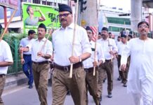 RSS स्थापना दिवस: पथ संचलन में डिप्टी सीएम ब्रजेश पाठक ने की कदम ताल