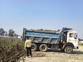 ख़बर का असर- सिंचाई विभाग के एक्सीयन हेमंत वर्मा के इशारे पर मिट्टी निकाल कर ‘गोकुल धाम’ को बेचते थे