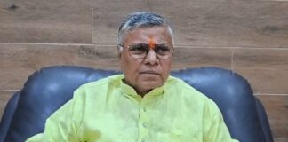 ‘ट्रांसफर गेम’ के बाद सहम गये हैं मंत्री धर्मवीर प्रजापति, मुख्यालय पर मीडिया वालों की ‘नो एंट्री’