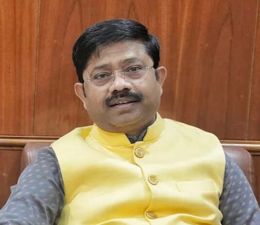 BREAKING NEWS: मुख्यमंत्री योगी ने मंत्री नंदी से यूपीडा जैसा भारी भरकम विभाग लेकर दिया जोर का झटका