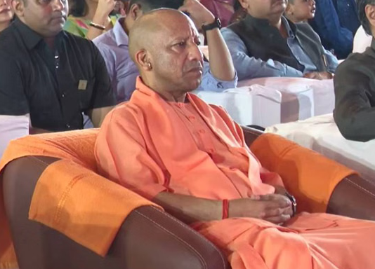 जन्माष्टमी: सीएम योगी बोले- आक्रांता मूर्तियां तोड़ सकते हैं, मूल्य नहीं; आस्था पर प्रहार करने वाले मिट गए