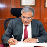 भारत को तोड़ने और गृहयुद्ध के लिए दिमागी नक्सल गिरोह सामने,चुनाव आयोग नहीं